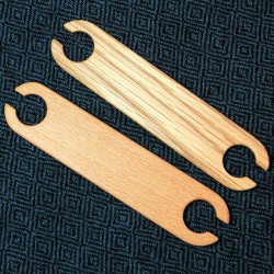 Small weaving shuttles 11cm