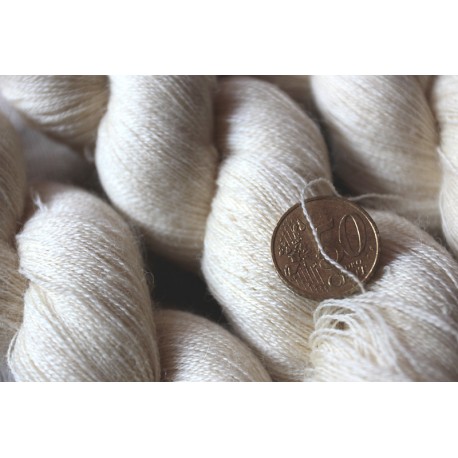 20/2 wool - 25m - White