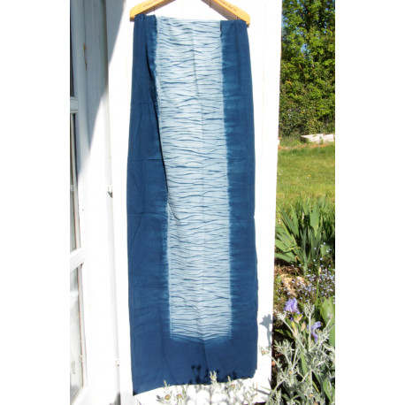 Etole en coton recyclé - Bleu indigo shibori