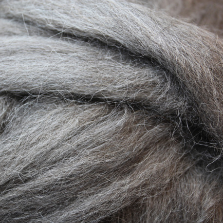 Icelandic wool top - medium grey