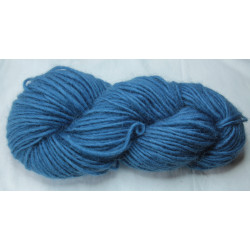 Iclandic 1 ply wool - medium indigo blue 