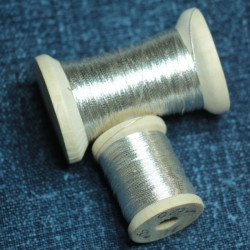 Japanese spun gold on wooden bobbin - 0.27mm 50m