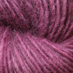 Icelandic 1-ply wool - Cochineal + iron purple